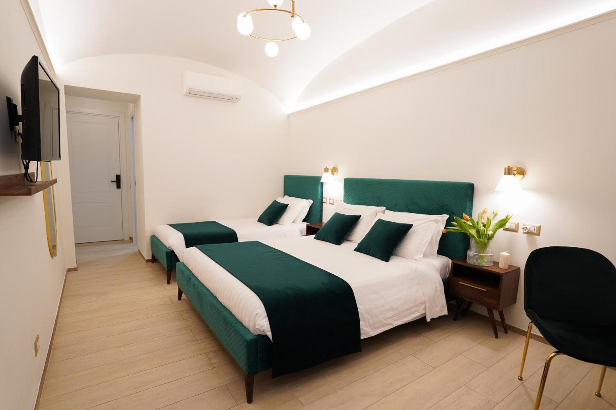 רומא Charm&Bella Guesthouse מראה חיצוני תמונה