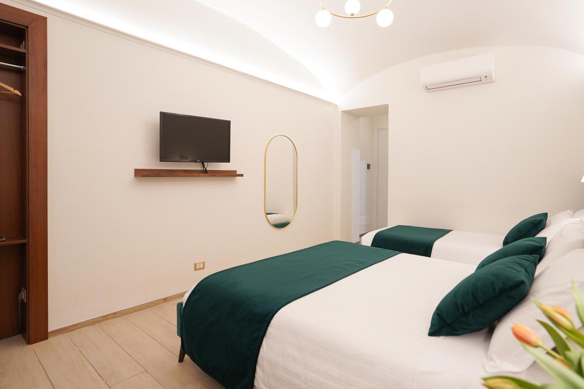 רומא Charm&Bella Guesthouse מראה חיצוני תמונה