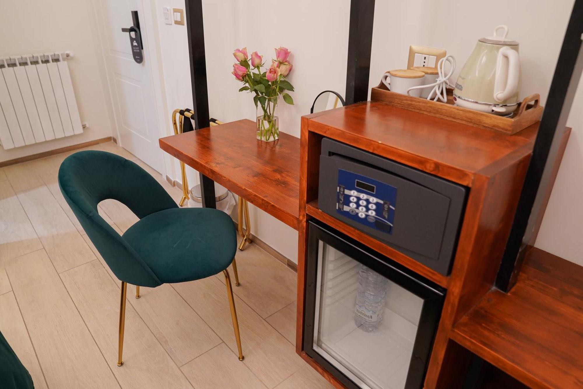רומא Charm&Bella Guesthouse חדר תמונה